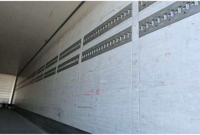 Schmitz Cargobull SKO 24/L 13.62 FP, Isoliert, Verzinkt, Luft-Lift - Semi-reboque furgão: foto 5 Schmitz Cargobull SKO 24/L 13.62 FP, Isoliert, Verzinkt, Luft-Lift - Semi-reboque furgão: foto 5