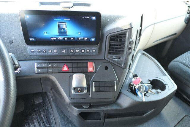 Tractor Mercedes-Benz 1846 Actros 4x2, Hydr., ADR, Leicht, Klima, Navi: foto 10 Tractor Mercedes-Benz 1846 Actros 4x2, Hydr., ADR, Leicht, Klima, Navi: foto 10