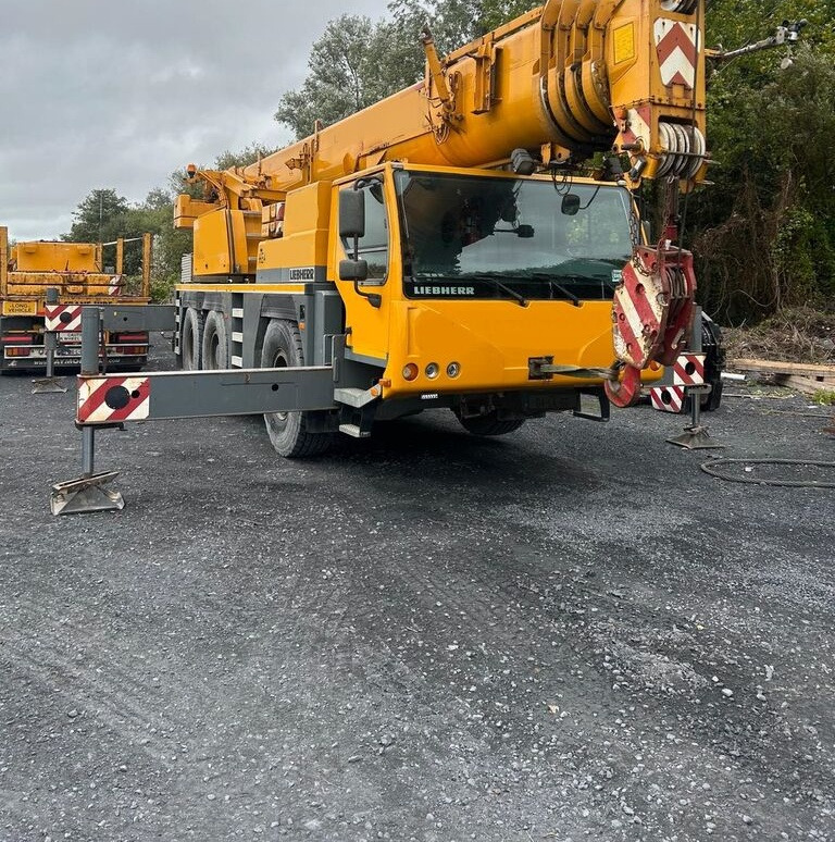 Liebherr LTM 1055 3.1 - Grua móvel: foto 1 Liebherr LTM 1055 3.1 - Grua móvel: foto 1