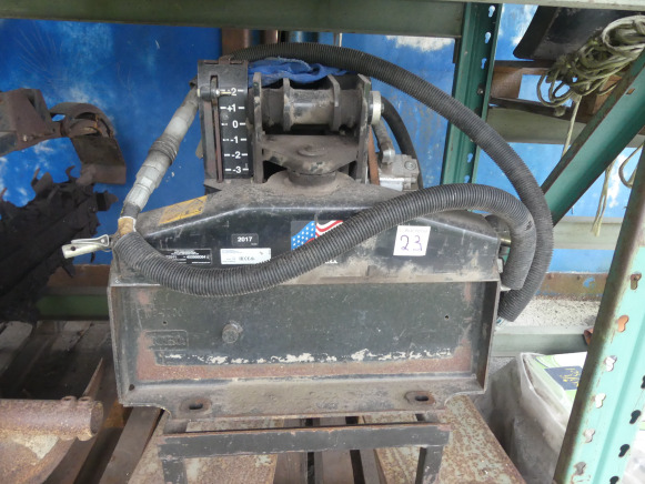 2 Accessoires outils de sol pour mini chargeur Toro TX525 Toro - Lâmina: foto 1 2 Accessoires outils de sol pour mini chargeur Toro TX525 Toro - Lâmina: foto 1