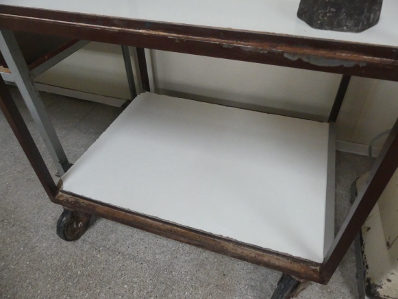 2 Chariots à roulettes 3 niveaux - Máquina de padaria: foto 5 2 Chariots à roulettes 3 niveaux - Máquina de padaria: foto 5