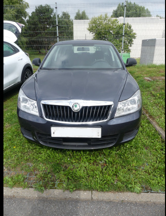 Break Skoda Octavia Combi (2011-97.803 km) - Automóvel: foto 3 Break Skoda Octavia Combi (2011-97.803 km) - Automóvel: foto 3