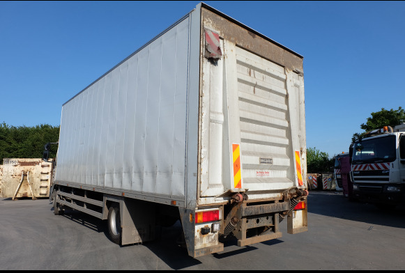 Camion IVECO EUROCARGO - Caminhão de lixo: foto 3 Camion IVECO EUROCARGO - Caminhão de lixo: foto 3