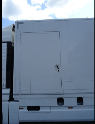 Camion MAN TGX26.400 (2009-731.695 km-VIN:WMA21XZZ7AW137860) - Camião furgão: foto 5 Camion MAN TGX26.400 (2009-731.695 km-VIN:WMA21XZZ7AW137860) - Camião furgão: foto 5