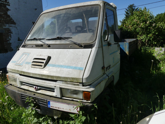 Camion benne Renault Master B80 - Camião basculante: foto 1 Camion benne Renault Master B80 - Camião basculante: foto 1