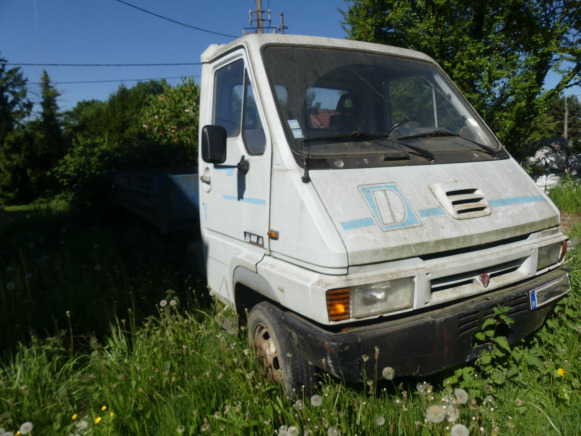 Camion benne Renault Master B80 - Camião basculante: foto 2 Camion benne Renault Master B80 - Camião basculante: foto 2