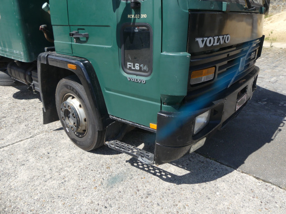 Camião furgão Camion de déménagement avec haillon arrière Volvo FL6-140 (1986-451.079 km-VIN:YB1E6AXGB405329): foto 13