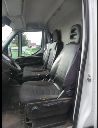 Camionnette Iveco Daily (2016-134.234 km) - Furgão: foto 5 Camionnette Iveco Daily (2016-134.234 km) - Furgão: foto 5