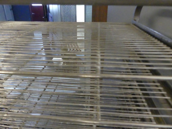 Chariot avec grilles 60x40 cm - Máquina de padaria: foto 4 Chariot avec grilles 60x40 cm - Máquina de padaria: foto 4