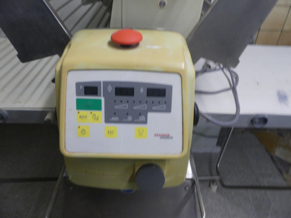 Equipamento de processamento de alimentos Laminoir de boulangerie Seewer Rondo: foto 6