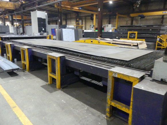 Machine de découpe 8m laser CO² avec refroidisseur et aspiration de fumée Bystronic Bylaser 6000 - Máquina para metal: foto 3 Machine de découpe 8m laser CO² avec refroidisseur et aspiration de fumée Bystronic Bylaser 6000 - Máquina para metal: foto 3