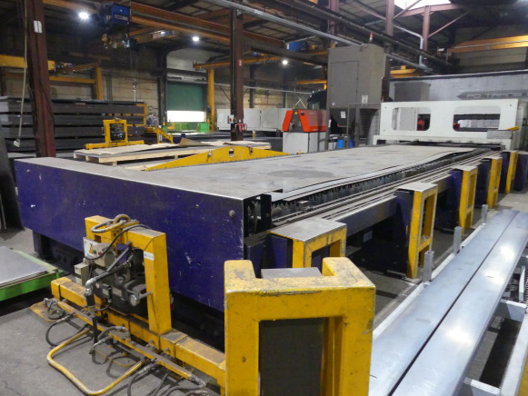 Machine de découpe 8m laser CO² avec refroidisseur et aspiration de fumée Bystronic Bylaser 6000 - Máquina para metal: foto 4 Machine de découpe 8m laser CO² avec refroidisseur et aspiration de fumée Bystronic Bylaser 6000 - Máquina para metal: foto 4