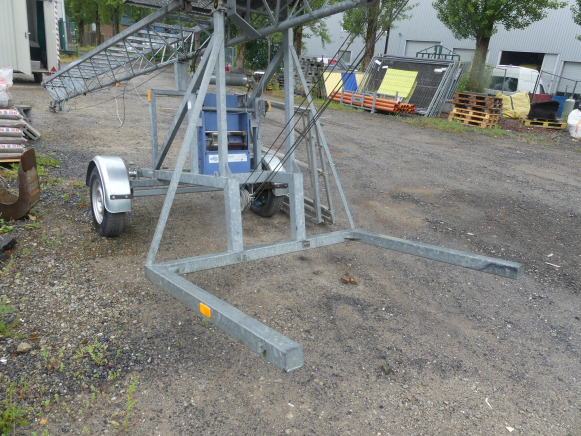 Equipamento de construção Monte charge tractable Intermat BL400G: foto 9
