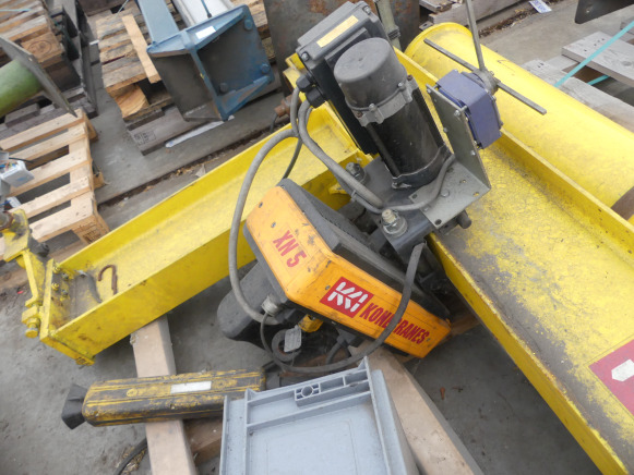 Potence de levage sur colonne Konecranes XN5 - Guindaste de pórtico: foto 3 Potence de levage sur colonne Konecranes XN5 - Guindaste de pórtico: foto 3