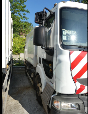 REF:1338 - Camion poubelle Renault Midlum 190DXI (2011-140.758 km) - Caminhão de lixo: foto 3 REF:1338 - Camion poubelle Renault Midlum 190DXI (2011-140.758 km) - Caminhão de lixo: foto 3