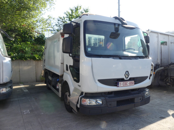 REF:1380 - Camion poubelle Renault Midlum 180DXI (2011-183.874 km) - Caminhão de lixo: foto 2 REF:1380 - Camion poubelle Renault Midlum 180DXI (2011-183.874 km) - Caminhão de lixo: foto 2