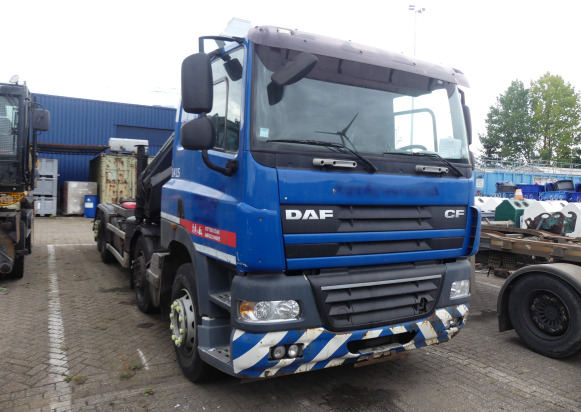 REF:1415 - Camion porte-container avec grue DAF AX85 MC5-7-5 (2009-532.626 km) - Camião polibenne, Camião grua: foto 2 REF:1415 - Camion porte-container avec grue DAF AX85 MC5-7-5 (2009-532.626 km) - Camião polibenne, Camião grua: foto 2
