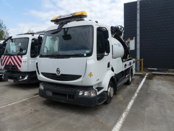 REF:19354 - Camion hydrocureur Renault Midlum 220DXI (2011-45.241 km) - Caminhão limpa fossa: foto 1 REF:19354 - Camion hydrocureur Renault Midlum 220DXI (2011-45.241 km) - Caminhão limpa fossa: foto 1