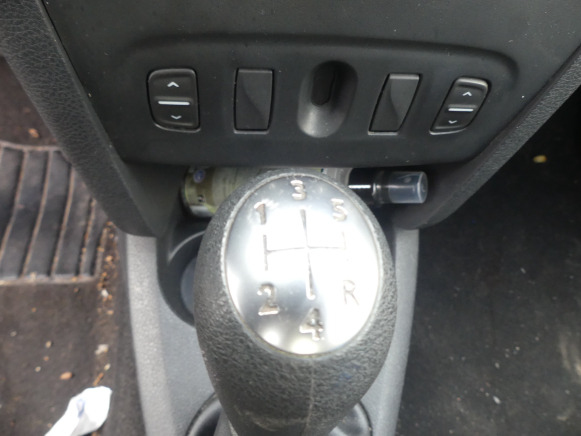 Sedan REF:20513 - Voiture Dacia Logan Berline (2013-97.655 km): foto 10