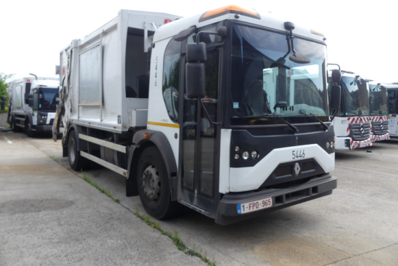 REF:5446 - Camion poubelle Renault Access (2013-192.146 km) - Caminhão de lixo: foto 2 REF:5446 - Camion poubelle Renault Access (2013-192.146 km) - Caminhão de lixo: foto 2