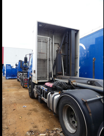 REF:7613 - Camion porte-container DAF FANCF 75 (2012-387.577 km) - Camião polibenne: foto 4 REF:7613 - Camion porte-container DAF FANCF 75 (2012-387.577 km) - Camião polibenne: foto 4