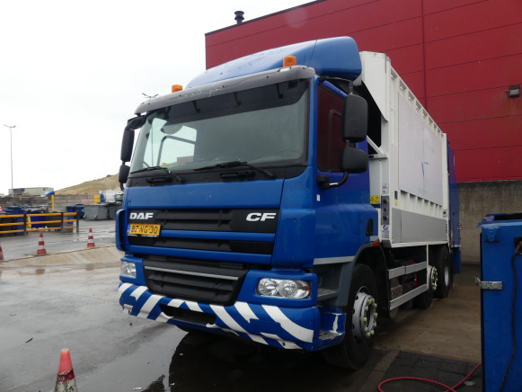REF:BZ-NG-30 - Camion poubelle DAF FAG CF 75 (2011-465.671 km) - Caminhão de lixo: foto 1 REF:BZ-NG-30 - Camion poubelle DAF FAG CF 75 (2011-465.671 km) - Caminhão de lixo: foto 1