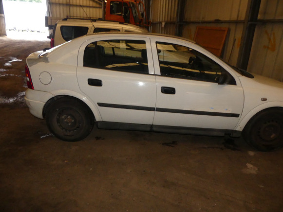 REF:JGN449 - Voiture Opel Astra 1,7 Dti (2003-129.196 km) - Automóvel: foto 4 REF:JGN449 - Voiture Opel Astra 1,7 Dti (2003-129.196 km) - Automóvel: foto 4