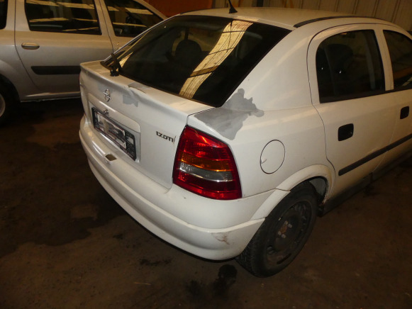 REF:JGN449 - Voiture Opel Astra 1,7 Dti (2003-129.196 km) - Automóvel: foto 5 REF:JGN449 - Voiture Opel Astra 1,7 Dti (2003-129.196 km) - Automóvel: foto 5