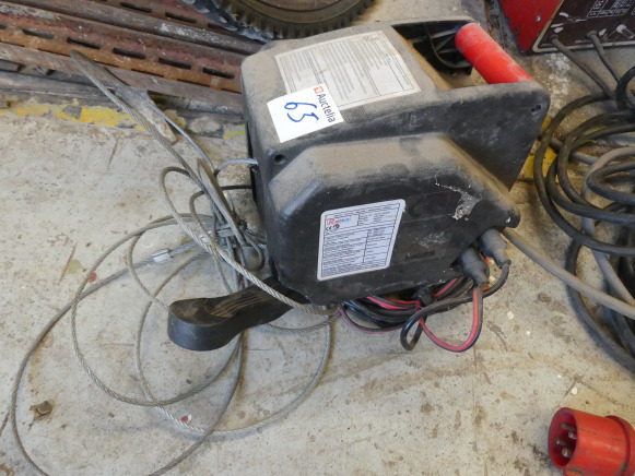 Treuil Ribitech KDG 200D - Molinete por Equipamento florestal: foto 1 Treuil Ribitech KDG 200D - Molinete por Equipamento florestal: foto 1
