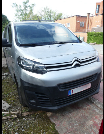 REF:1-RGT-760 - Camionnette Citroen Jumpy (2016-86.466 km) - Numéro de châssis : VF7VFAHKHGZ075543 - Veículo comercial: foto 2 REF:1-RGT-760 - Camionnette Citroen Jumpy (2016-86.466 km) - Numéro de châssis : VF7VFAHKHGZ075543 - Veículo comercial: foto 2