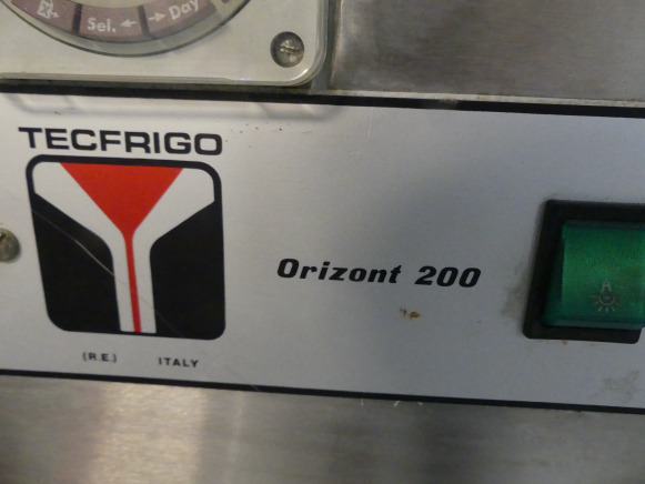 Vitrines réfrigérées Tecfrigo Orizont 200 - Equipamento de processamento de alimentos: foto 3 Vitrines réfrigérées Tecfrigo Orizont 200 - Equipamento de processamento de alimentos: foto 3