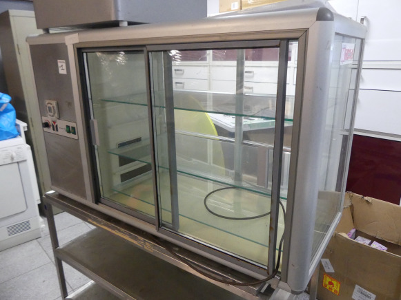 Vitrines réfrigérées Tecfrigo Orizont 200 - Equipamento de processamento de alimentos: foto 1 Vitrines réfrigérées Tecfrigo Orizont 200 - Equipamento de processamento de alimentos: foto 1