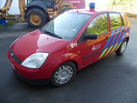 Automóvel Voiture Ford FIESTA (2004-157.712 km): foto 1