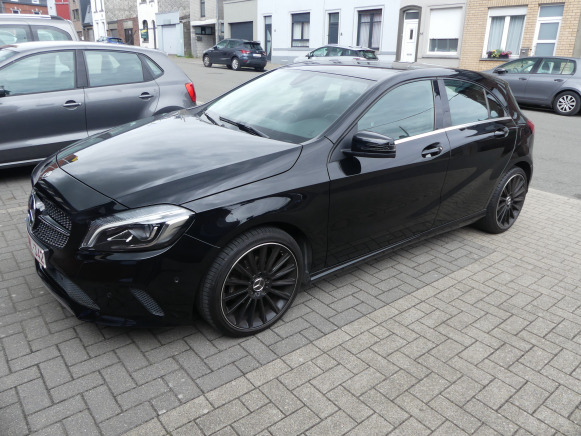 Voiture Mercedes-Benz A 180 (2018-96.204 km-VIN:WDD1760121J776850) - Automóvel: foto 1 Voiture Mercedes-Benz A 180 (2018-96.204 km-VIN:WDD1760121J776850) - Automóvel: foto 1