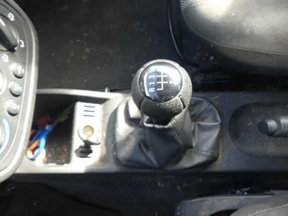 Automóvel Voiture Opel Combo: foto 8