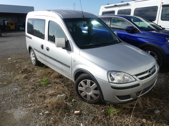 Voiture Opel Combo - Automóvel: foto 2 Voiture Opel Combo - Automóvel: foto 2