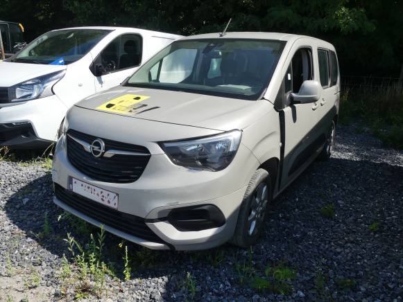 Voiture Opel Combo LIFE (2020-164.299 km-VIN:WOVECYHYLJ618520) - Carrinha cabine dupla: foto 1 Voiture Opel Combo LIFE (2020-164.299 km-VIN:WOVECYHYLJ618520) - Carrinha cabine dupla: foto 1