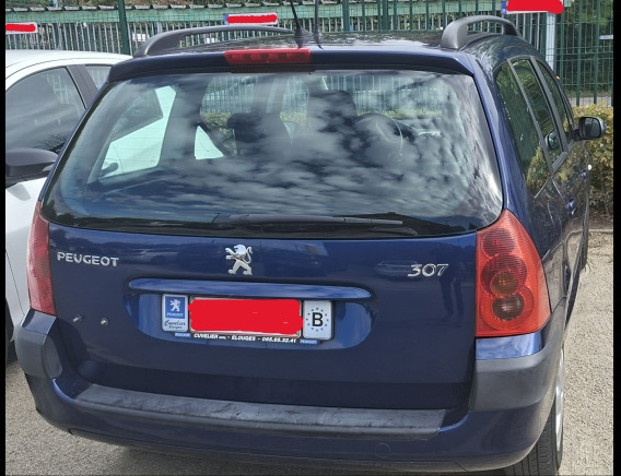 Voiture Peugeot 307 (2005-58.925 km-VIN:VF33EKFUC84066327) - Automóvel: foto 2 Voiture Peugeot 307 (2005-58.925 km-VIN:VF33EKFUC84066327) - Automóvel: foto 2