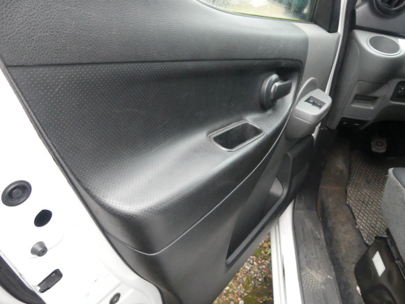 Furgão compacto Voiture utilitaire Nissan NV200 (2012-63.605 km)[9430-007]: foto 19