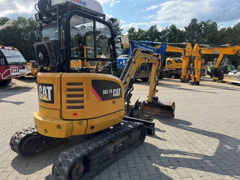 Caterpillar 302.7 BJ 2020 2378 uur AIRCO EN OVERDRUK !! - Mini escavadeira: foto 5 Caterpillar 302.7 BJ 2020 2378 uur AIRCO EN OVERDRUK !! - Mini escavadeira: foto 5