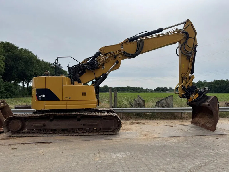 Caterpillar 321D Engcon Gripper 2011 3 Buckets! - Escavadora de rastos: foto 4 Caterpillar 321D Engcon Gripper 2011 3 Buckets! - Escavadora de rastos: foto 4