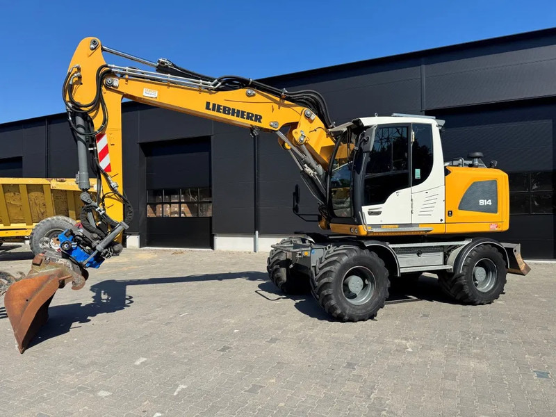 Liebherr A914 2018 8950 uur NL Machine - Escavadeira de rodas: foto 2 Liebherr A914 2018 8950 uur NL Machine - Escavadeira de rodas: foto 2