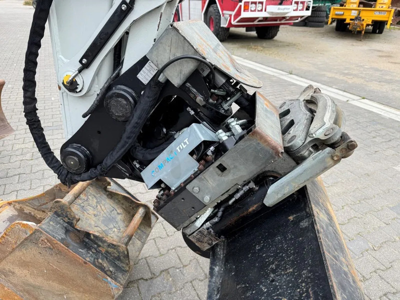 Escavadeira de rodas Takeuchi TB295W BJ 2021 3500 uur Compacttilt Draaikantelstuk met Gripper !: foto 15