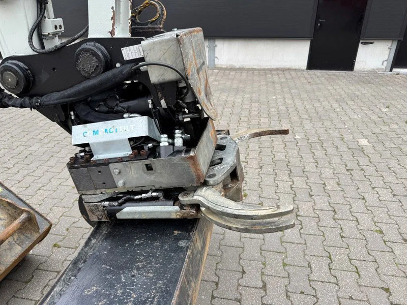 Escavadeira de rodas Takeuchi TB295W BJ 2021 3500 uur Compacttilt Draaikantelstuk met Gripper !: foto 16