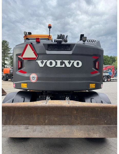 Volvo EWR150E 2019 6300 uur ! NETTE FRISSE MACHINE ! - Escavadeira de rodas: foto 3 Volvo EWR150E 2019 6300 uur ! NETTE FRISSE MACHINE ! - Escavadeira de rodas: foto 3