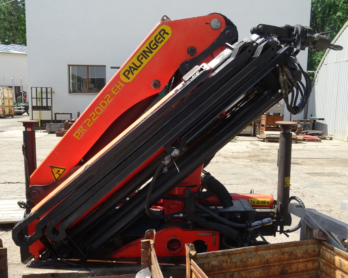PALFINGER PK 22002-EH D crane - remote control, extra functions, Ladekran, Kran, - Grua para camião: foto 1 PALFINGER PK 22002-EH D crane - remote control, extra functions, Ladekran, Kran, - Grua para camião: foto 1