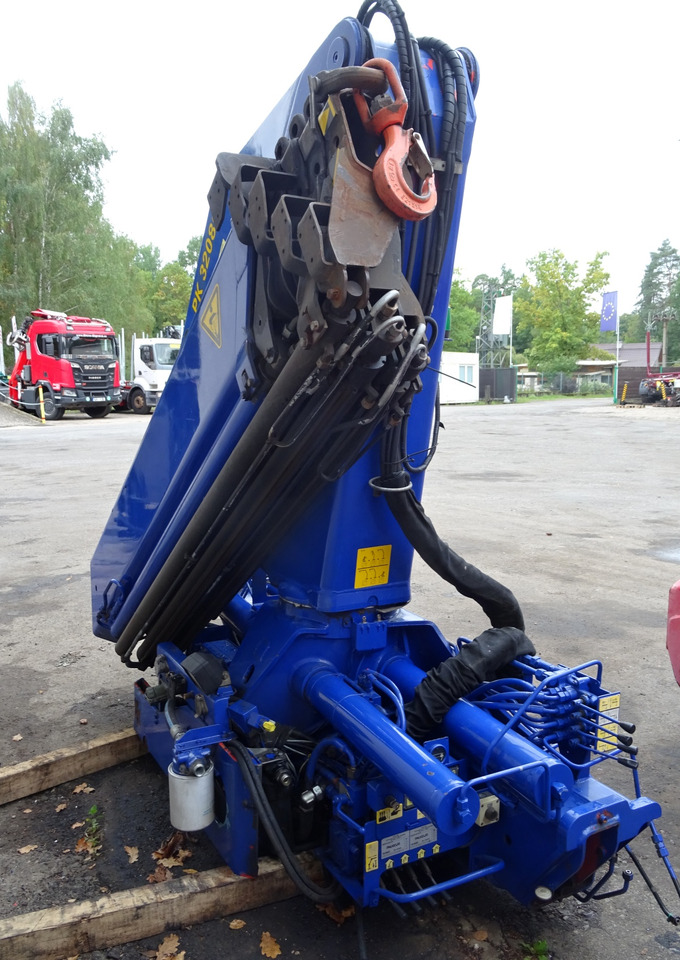 PALFINGER PK 32080 D year 2005, remote control, only 1575 hours - Grua para camião: foto 4 PALFINGER PK 32080 D year 2005, remote control, only 1575 hours - Grua para camião: foto 4