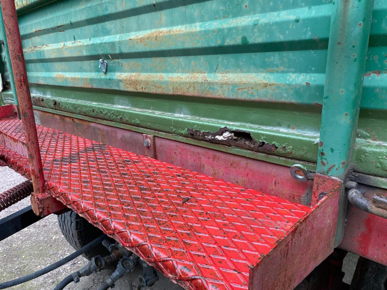 Agromet T-149 - Reboque basculante: foto 4 Agromet T-149 - Reboque basculante: foto 4