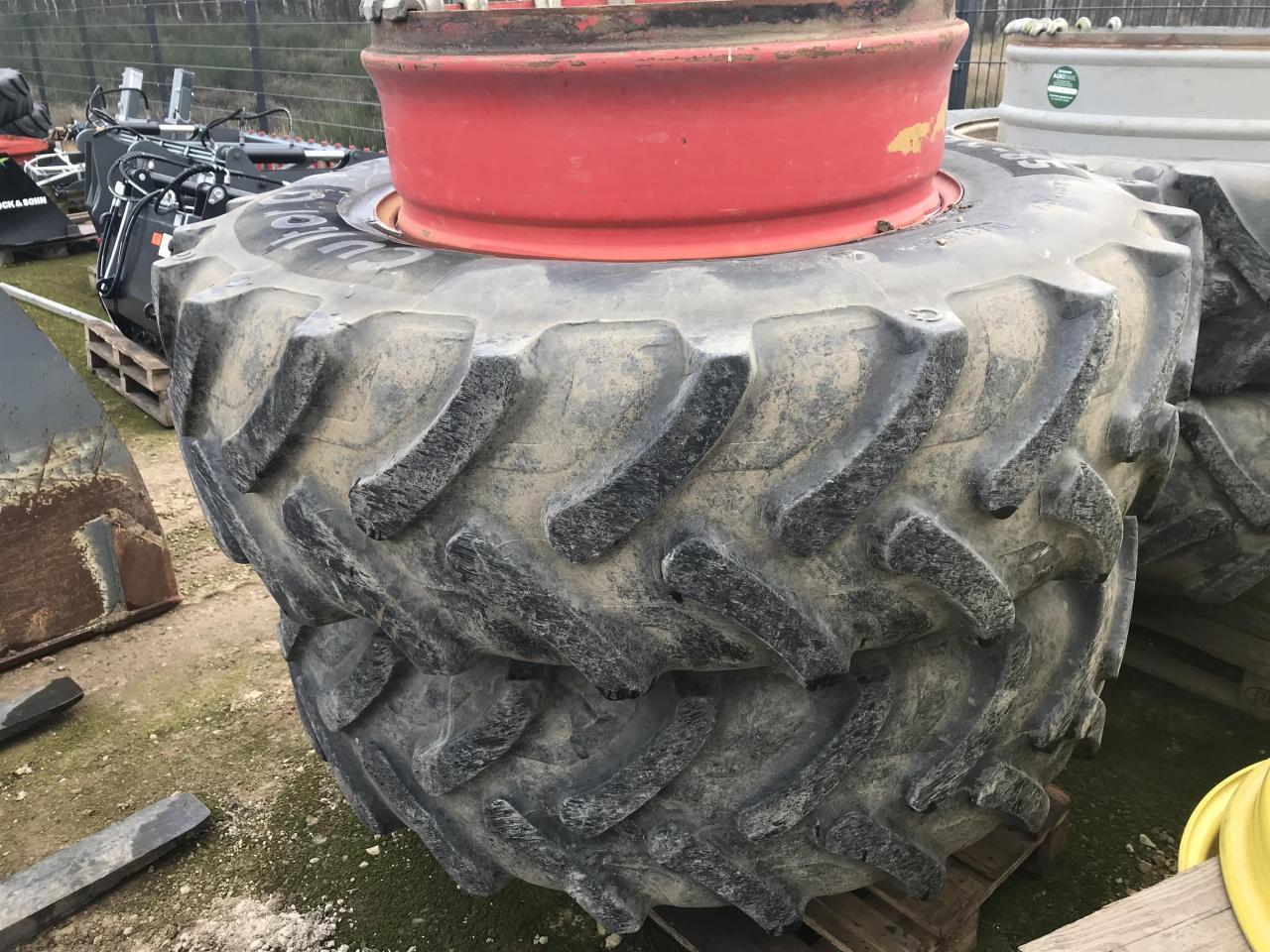 Alliance 460/85R34 - Pneu por Máquina agrícola: foto 2 Alliance 460/85R34 - Pneu por Máquina agrícola: foto 2