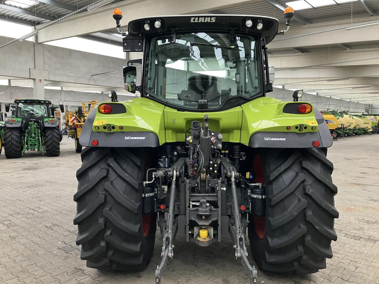 CLAAS Arion 550 - Trator: foto 5 CLAAS Arion 550 - Trator: foto 5